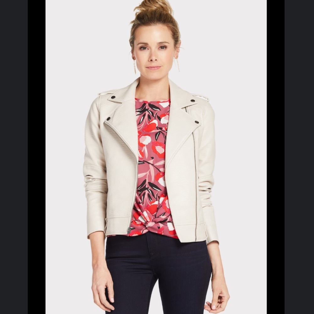 CUPCAKES AND CASHMERE Vivica Washed Vegan Faux Leather Moto Jacket XS
